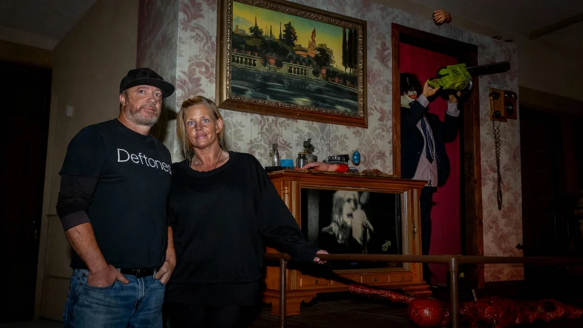 Las Vegas Neighborhoods Create Movie-Set Halloween Displays